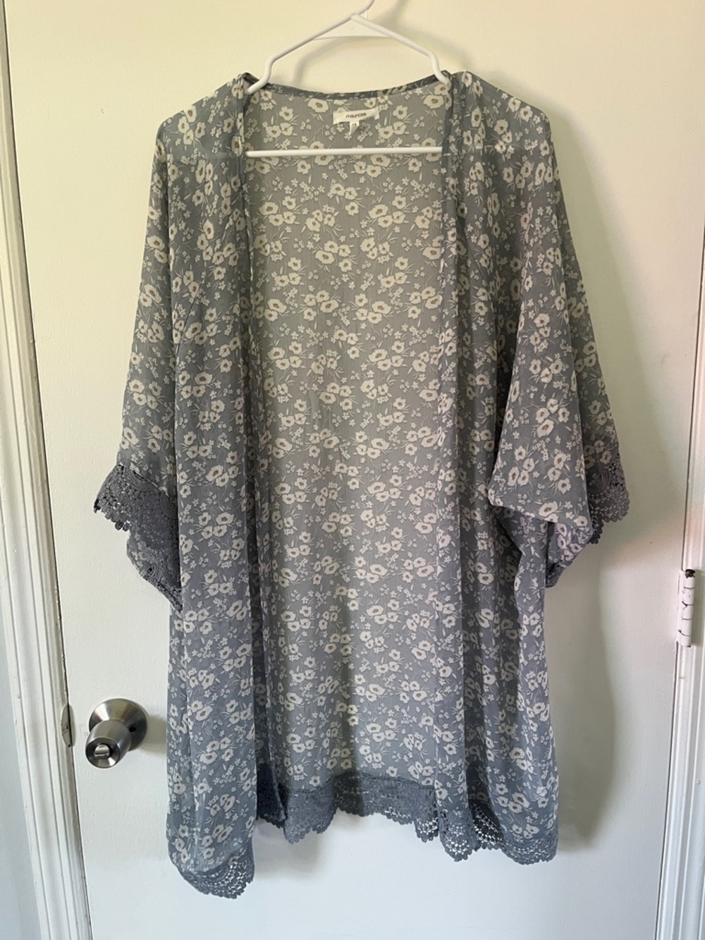 Maurices Light Blue Daisy Floral Lace-Trim Kimono Cover-Up